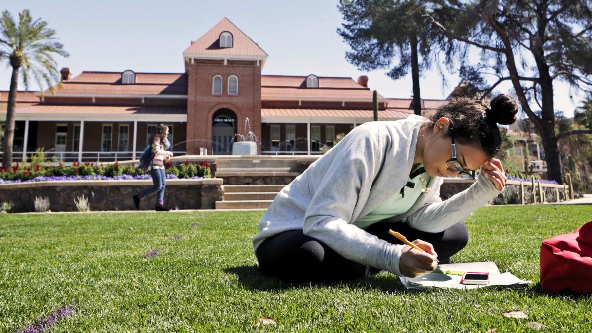 UA students to tackle Pima County's eviction woes in new law school course